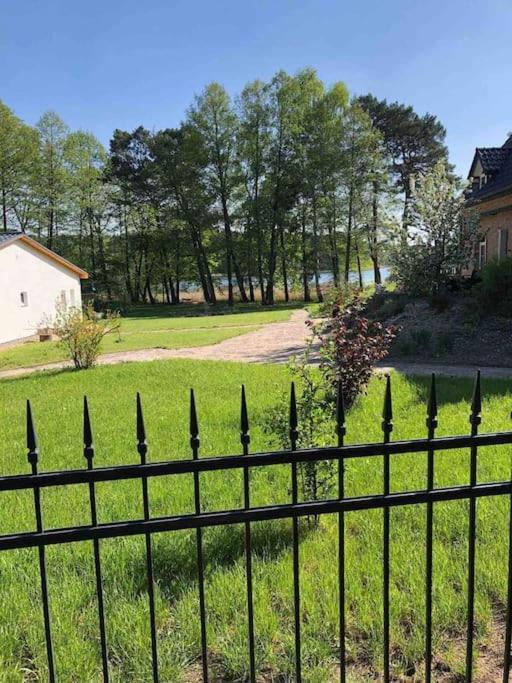 Penthouse Bernd Im Waldschloesschen Direkt Am See 文迪施里茨 外观 照片